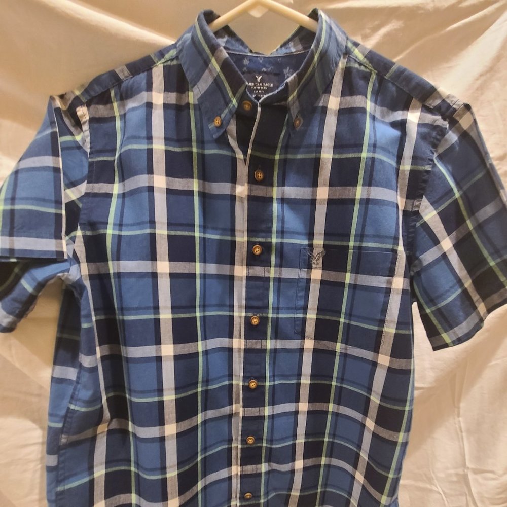 EUC American Eagle Men’s Size Small Back To School